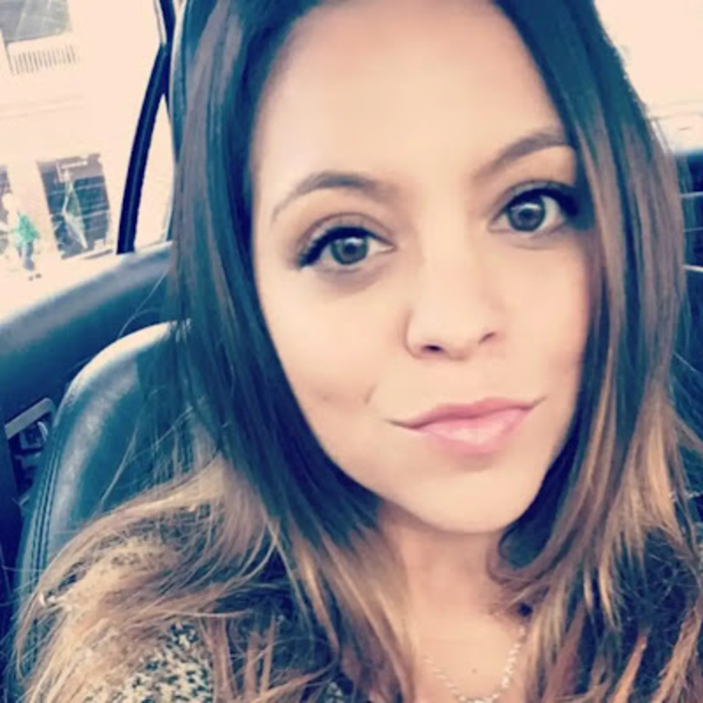 Meet your Posher, Rebekah